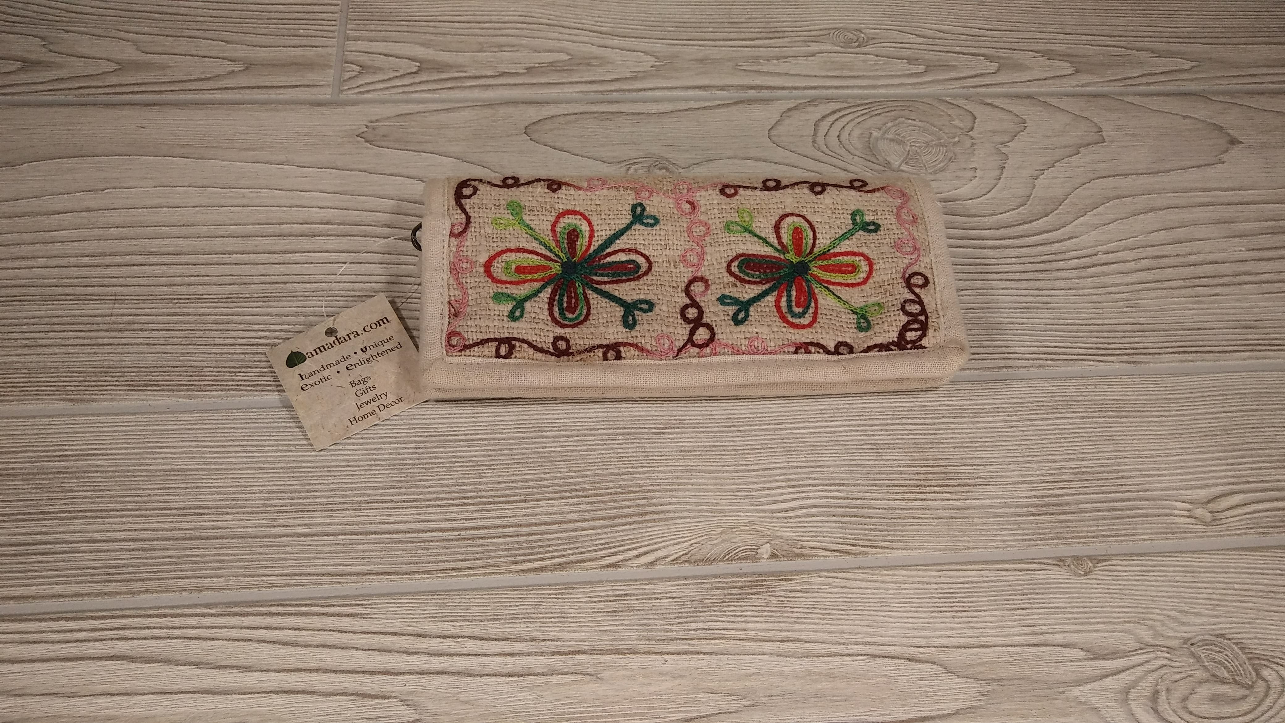 Hemp Wallets With Embroidery