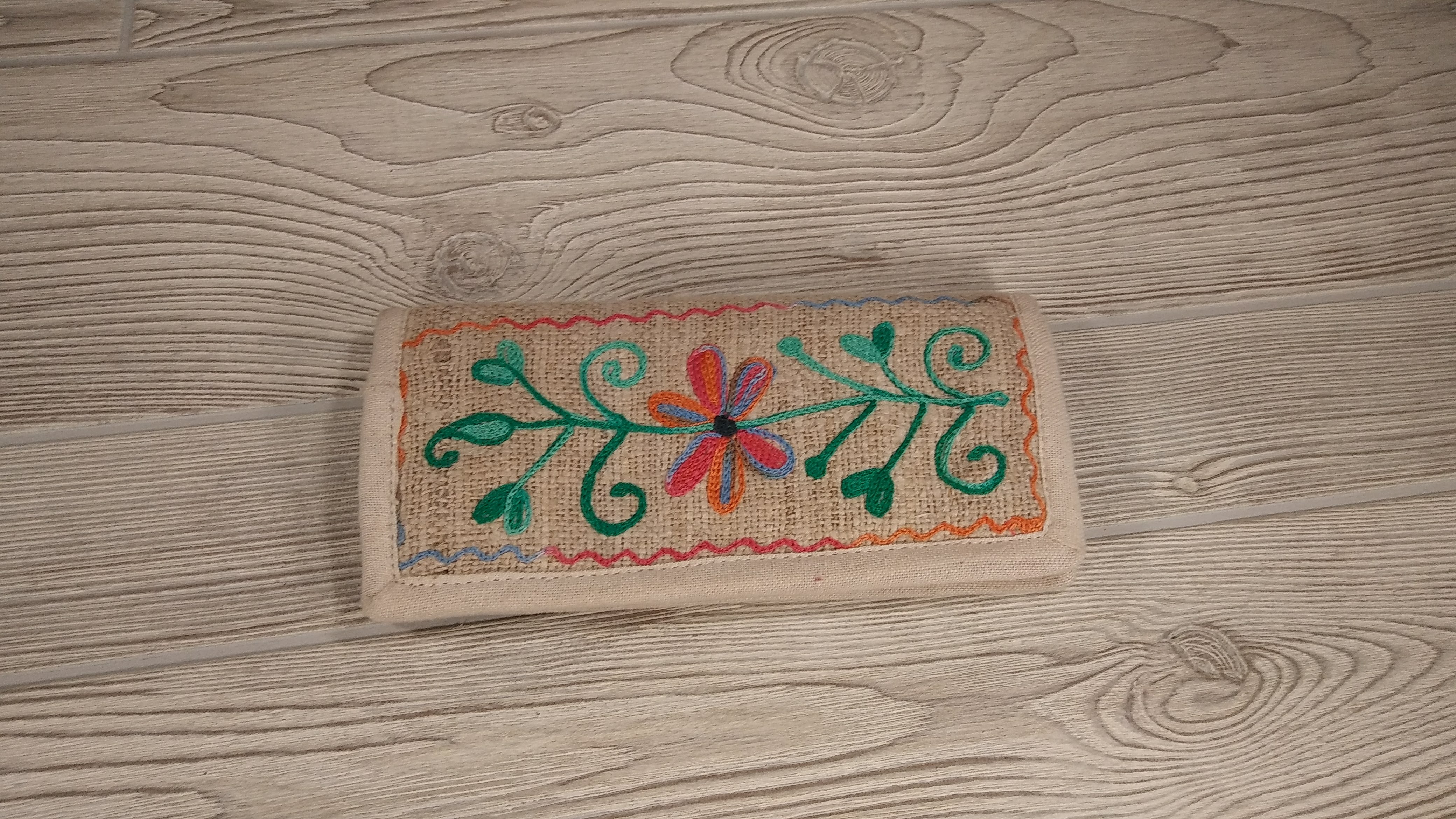 Hemp Wallets With Embroidery